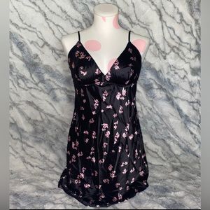 Victoria’s Secret babydoll lingerie slip. Silky Black with Pink Flowers